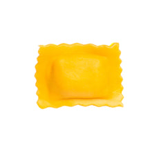 Carica l&#39;immagine nel visualizzatore di Gallery, Agnolotti ricotta e carciofi
